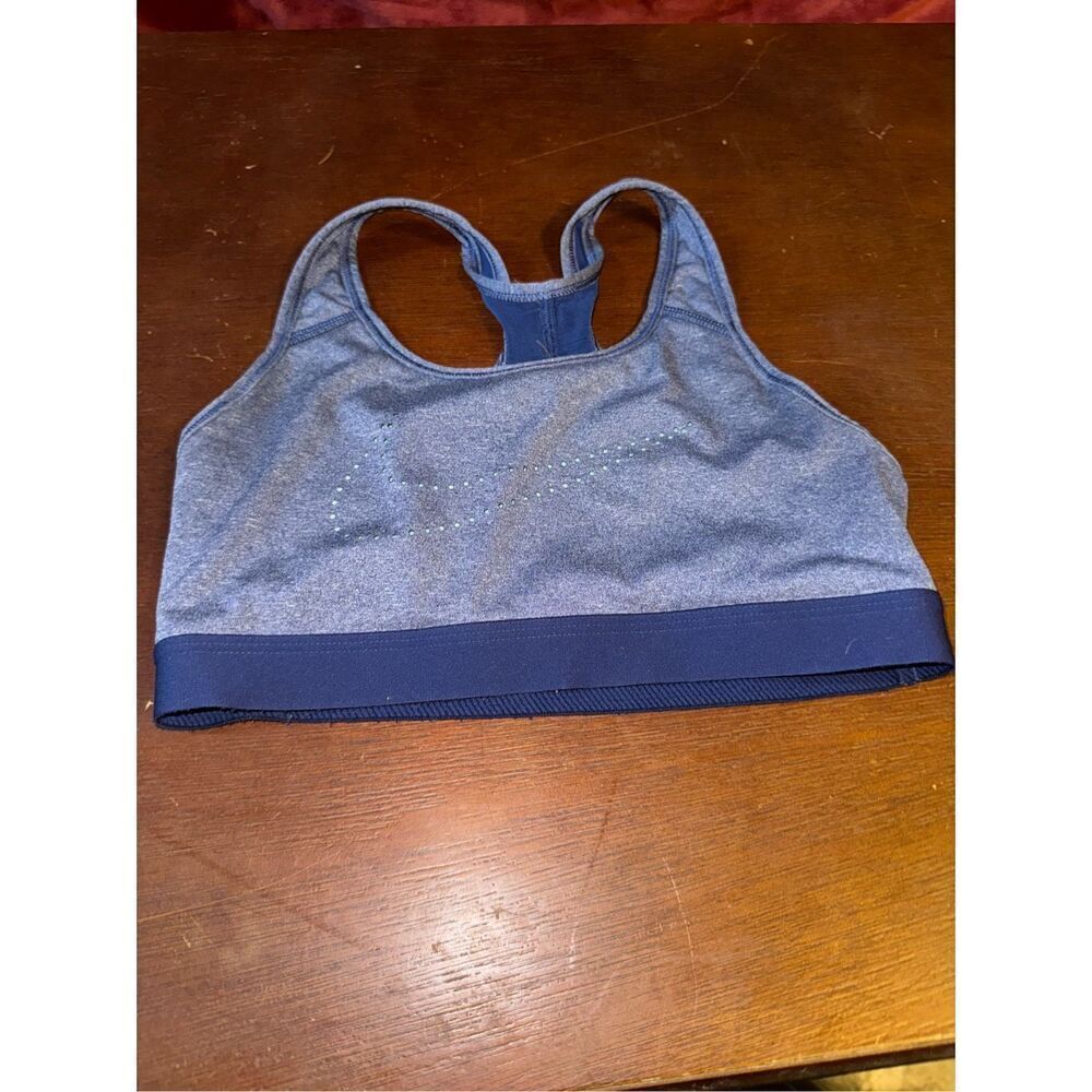 Nike dri fit sports bra size small